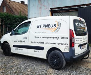 Lettrage vehicule BT1