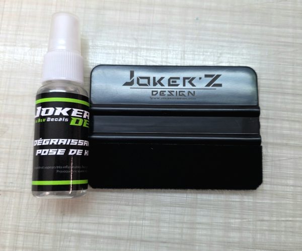Kit de pose - Dégraissant + raclette – Image 2